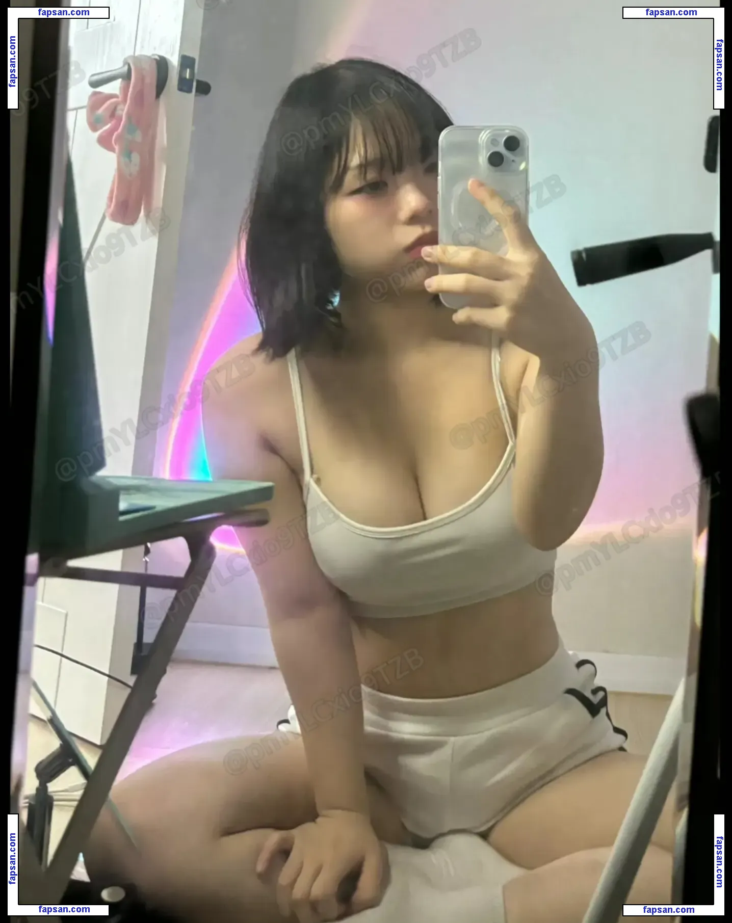 0.0_yulmu nude photo #0003 from OnlyFans