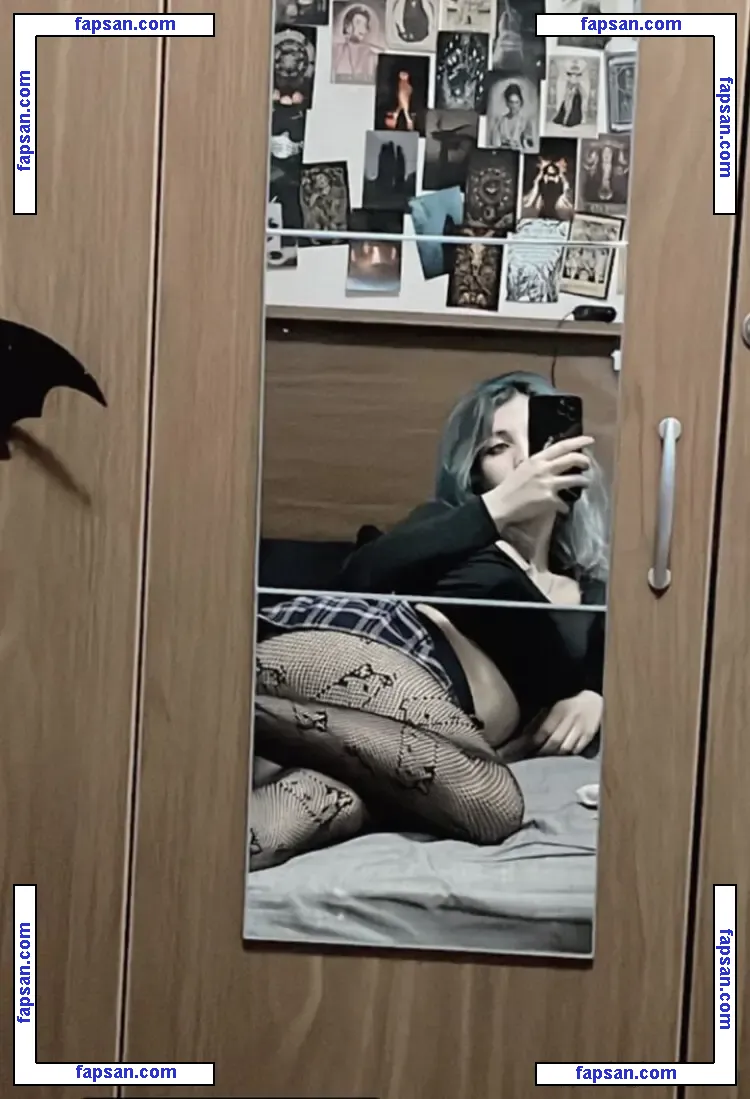 0ykurellaa nude photo #0018 from OnlyFans