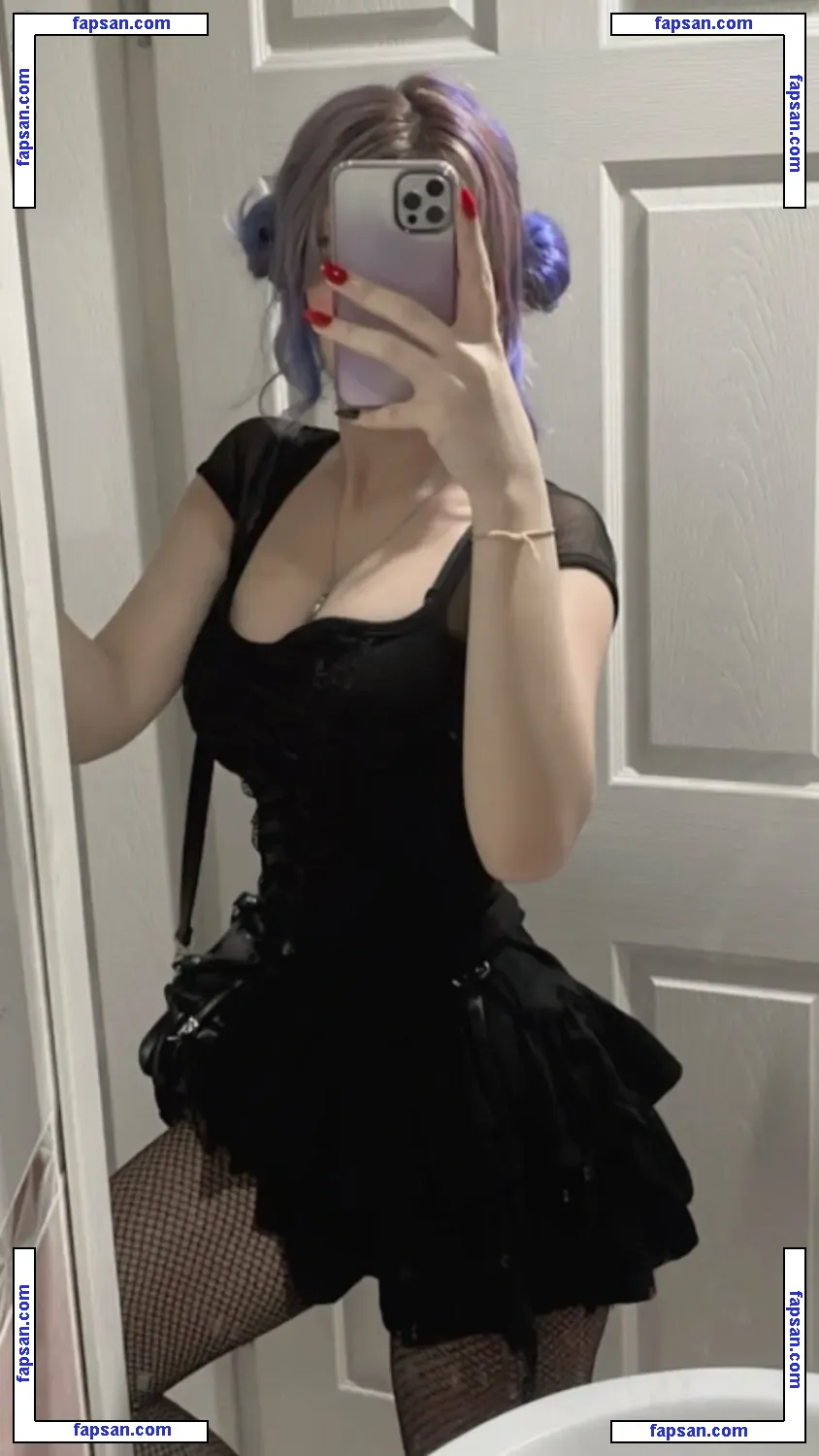 0ykurellaa nude photo #0019 from OnlyFans