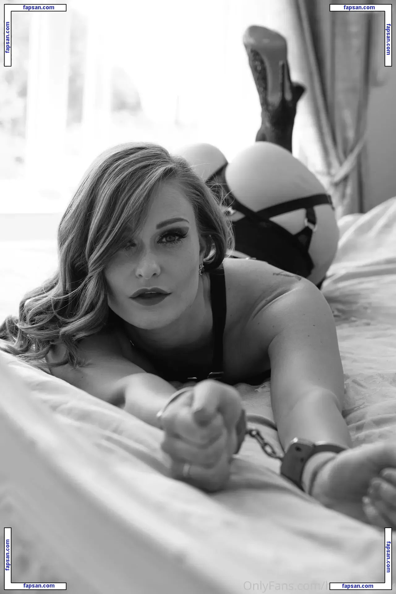 1279 nude photo #0158 from OnlyFans