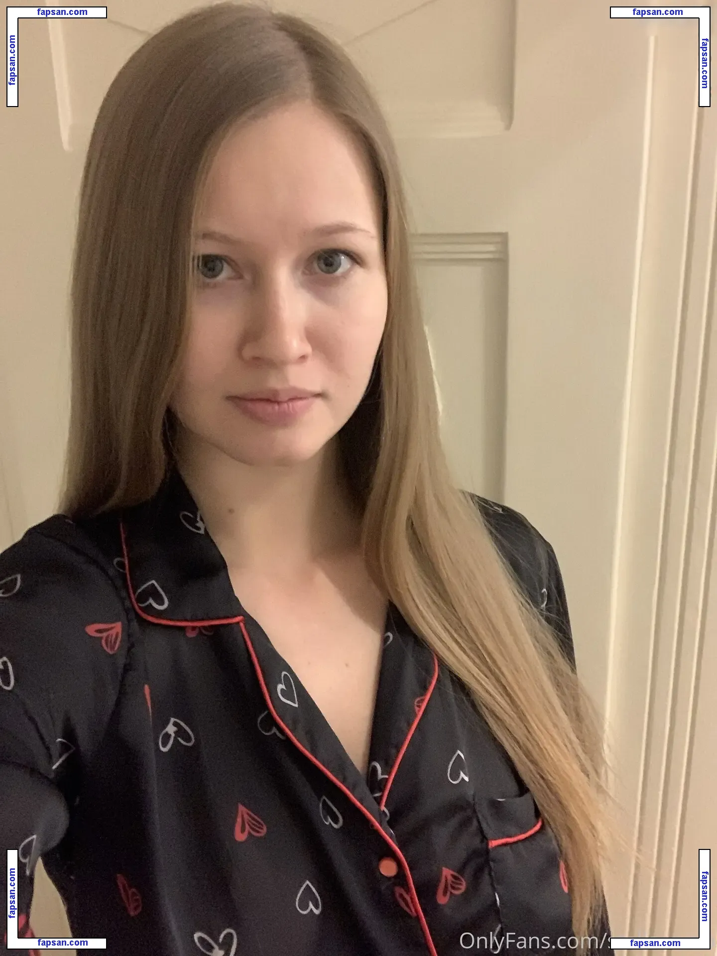 1279 nude photo #0570 from OnlyFans