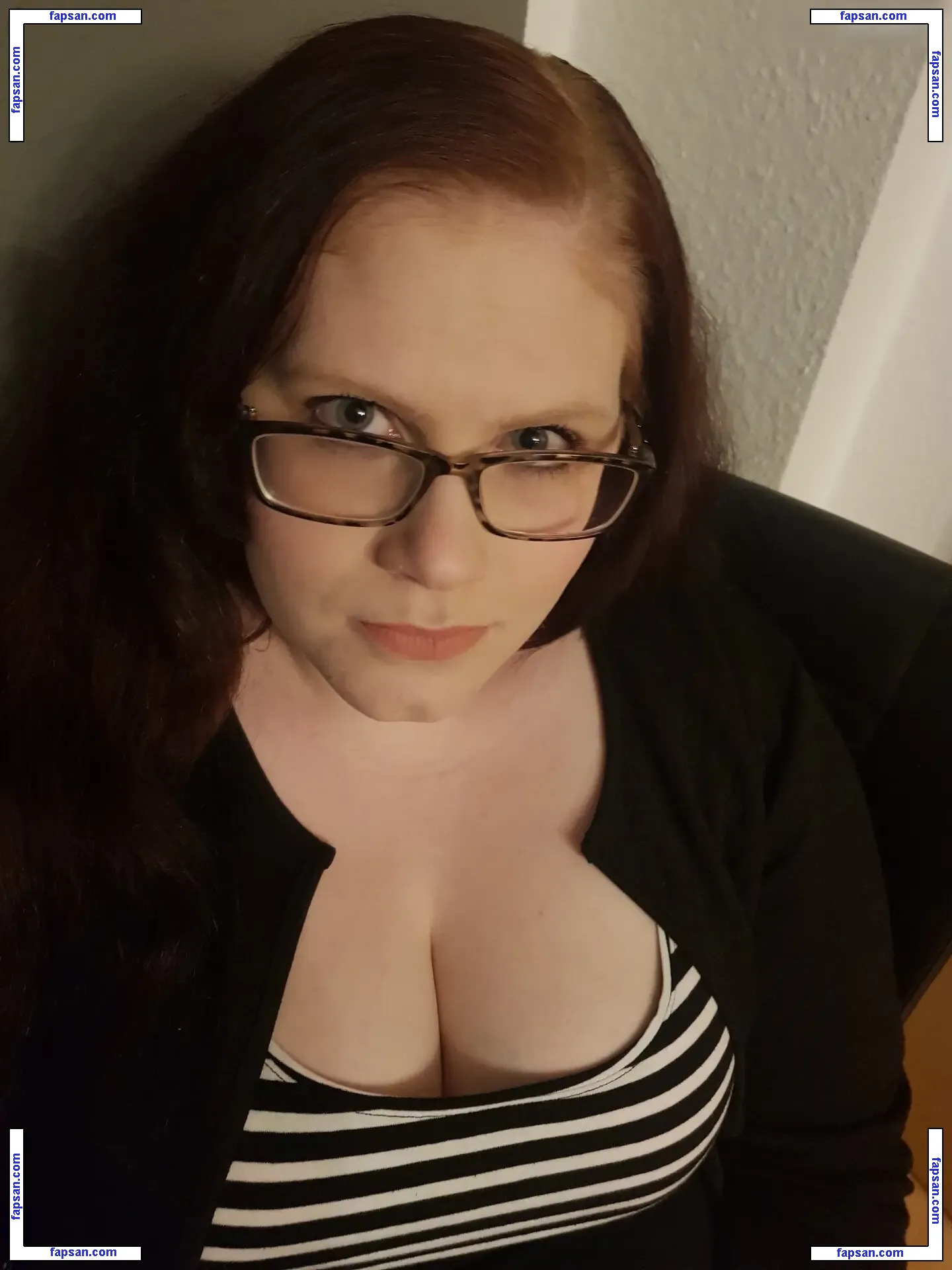 1279 nude photo #0831 from OnlyFans