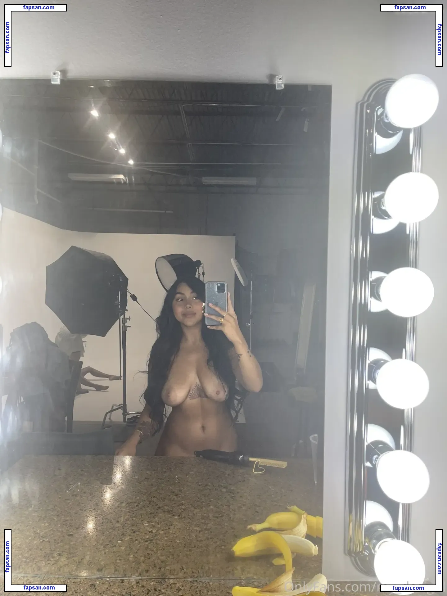 1279 nude photo #1225 from OnlyFans