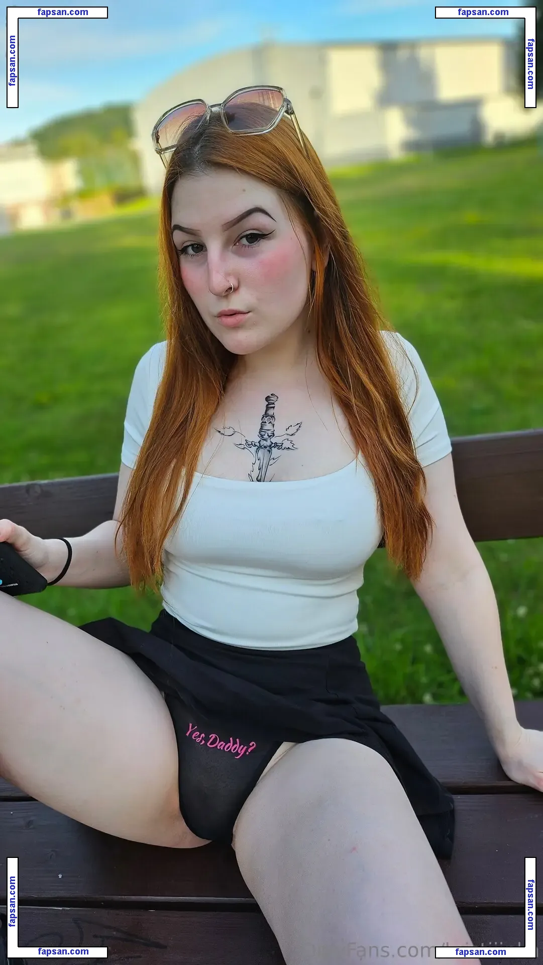 1279 nude photo #1599 from OnlyFans