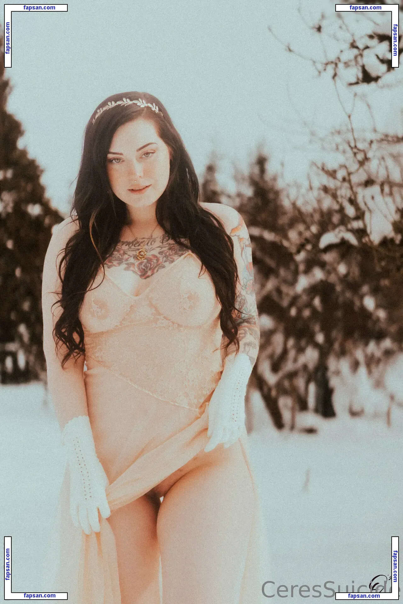1279 nude photo #1725 from OnlyFans