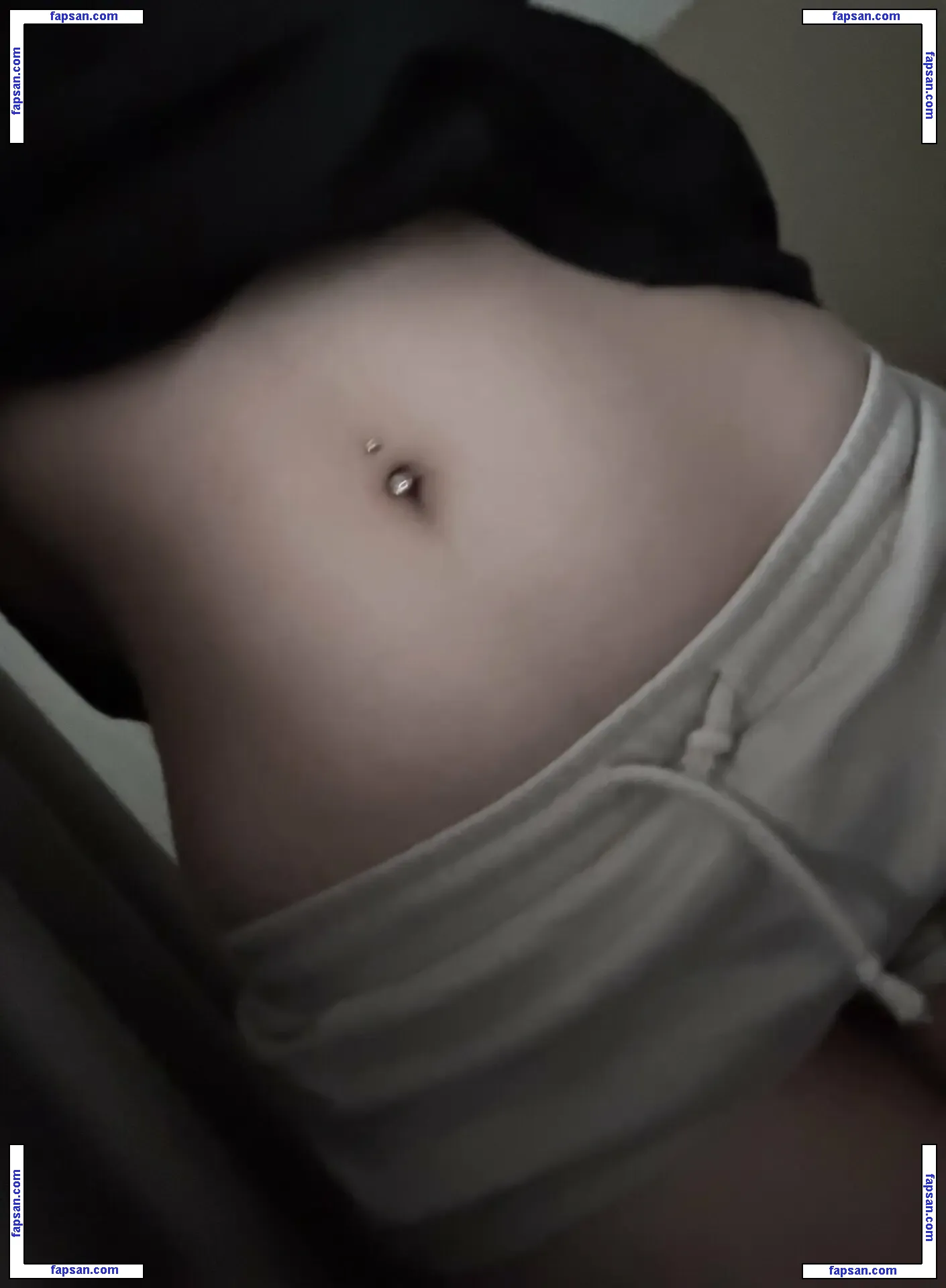 12HMXmulti голая фото #0003 с Онлифанс