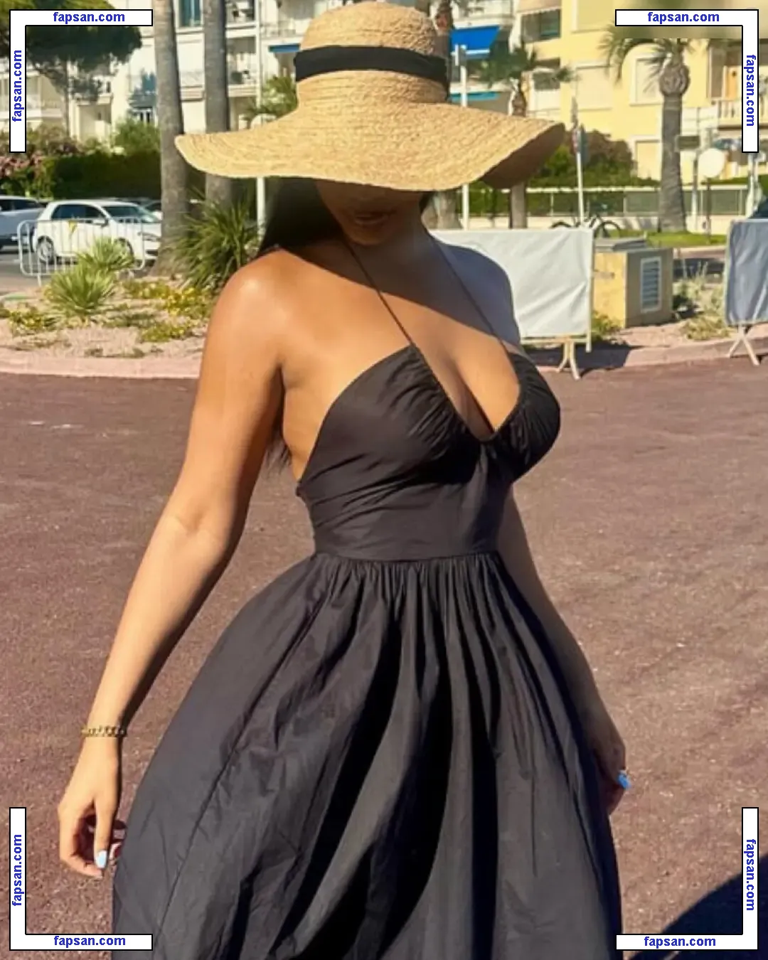 132303 nude photo #0018 from OnlyFans