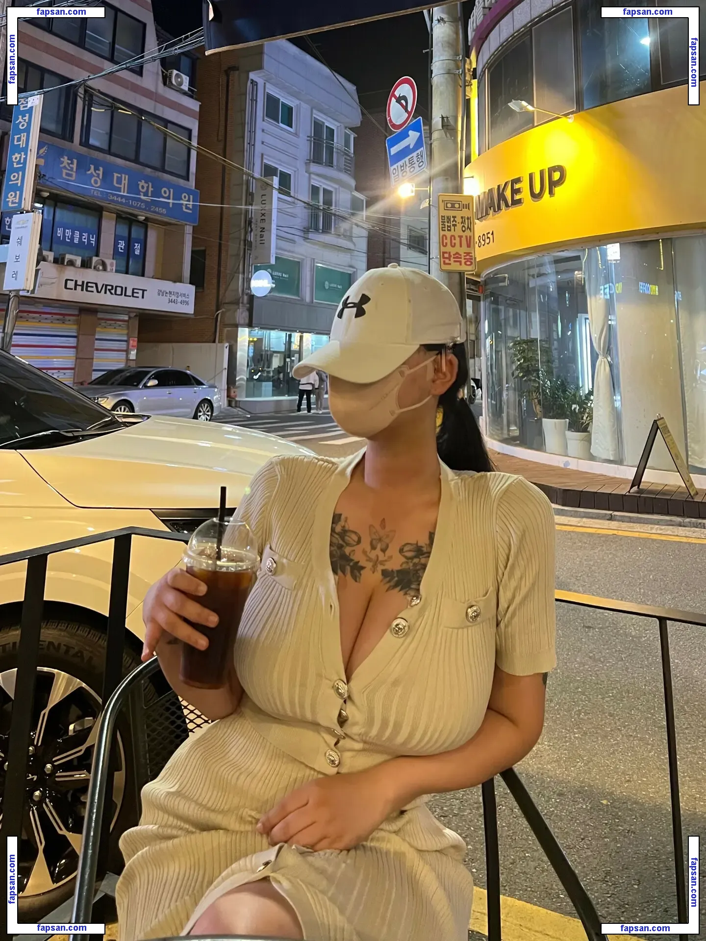 171jun1999 nude photo #0069 from OnlyFans