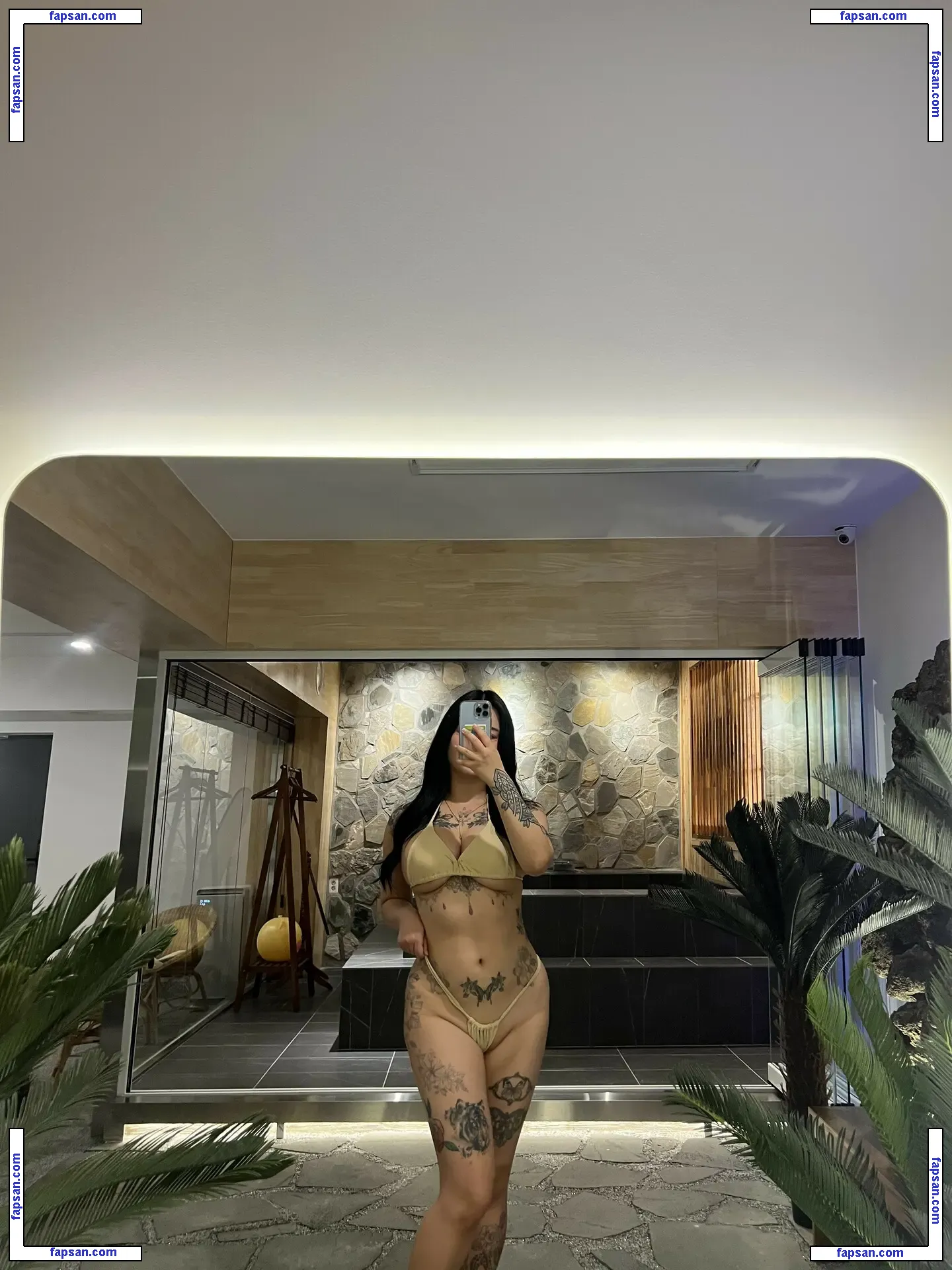 171jun1999 nude photo #0085 from OnlyFans