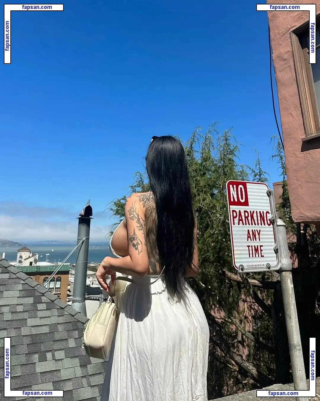 171jun1999 nude photo #0129 from OnlyFans