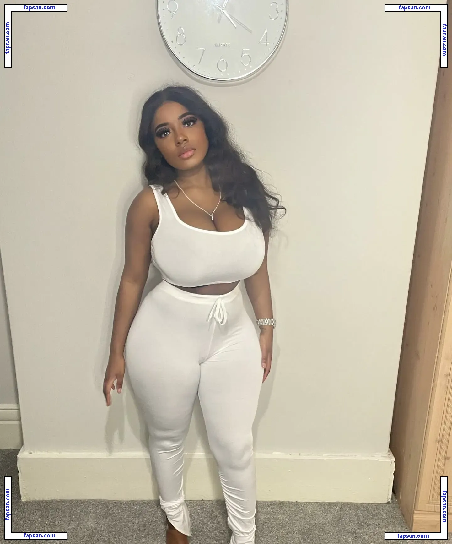 1Faithchi nude photo #0001 from OnlyFans