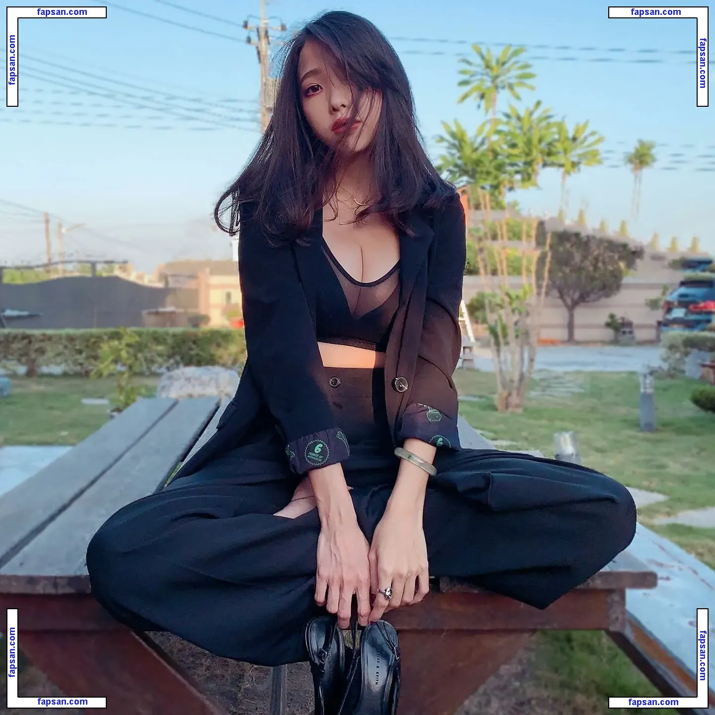 1.ynce_ nude photo #0003 from OnlyFans