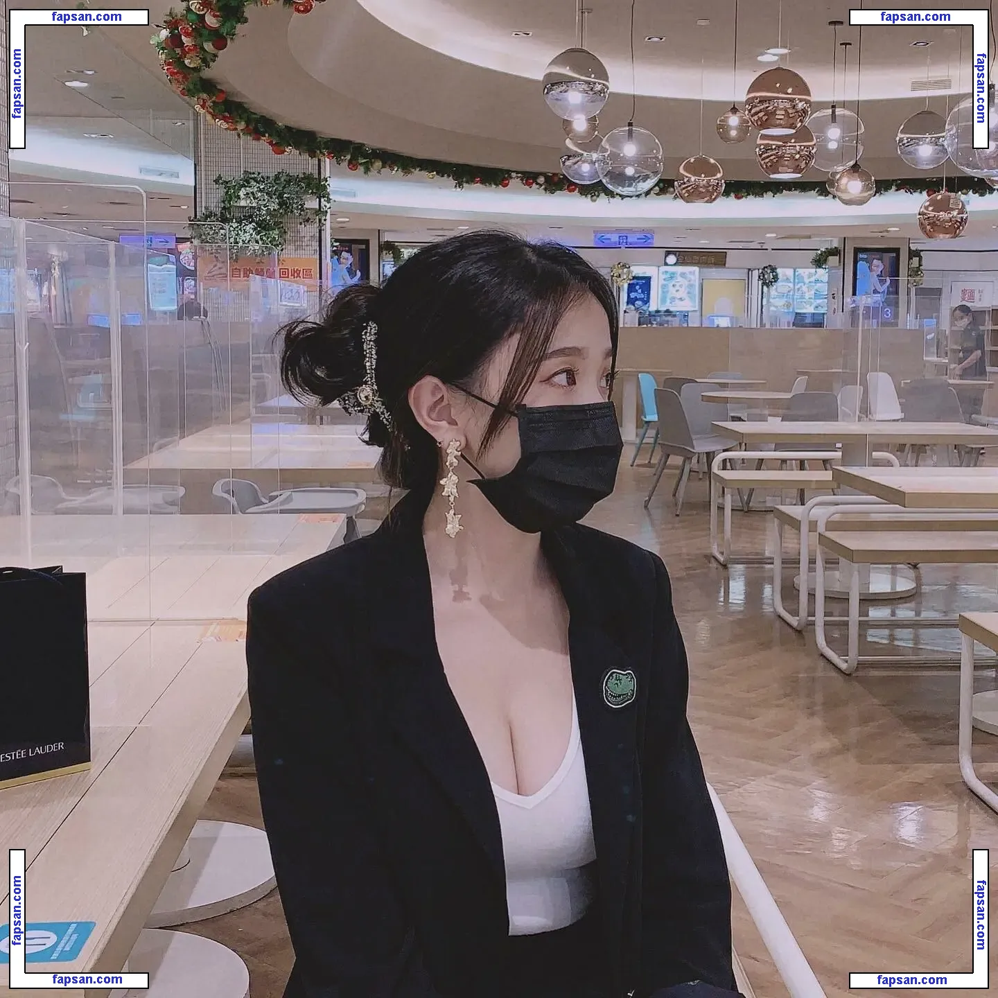 1.ynce_ nude photo #0007 from OnlyFans