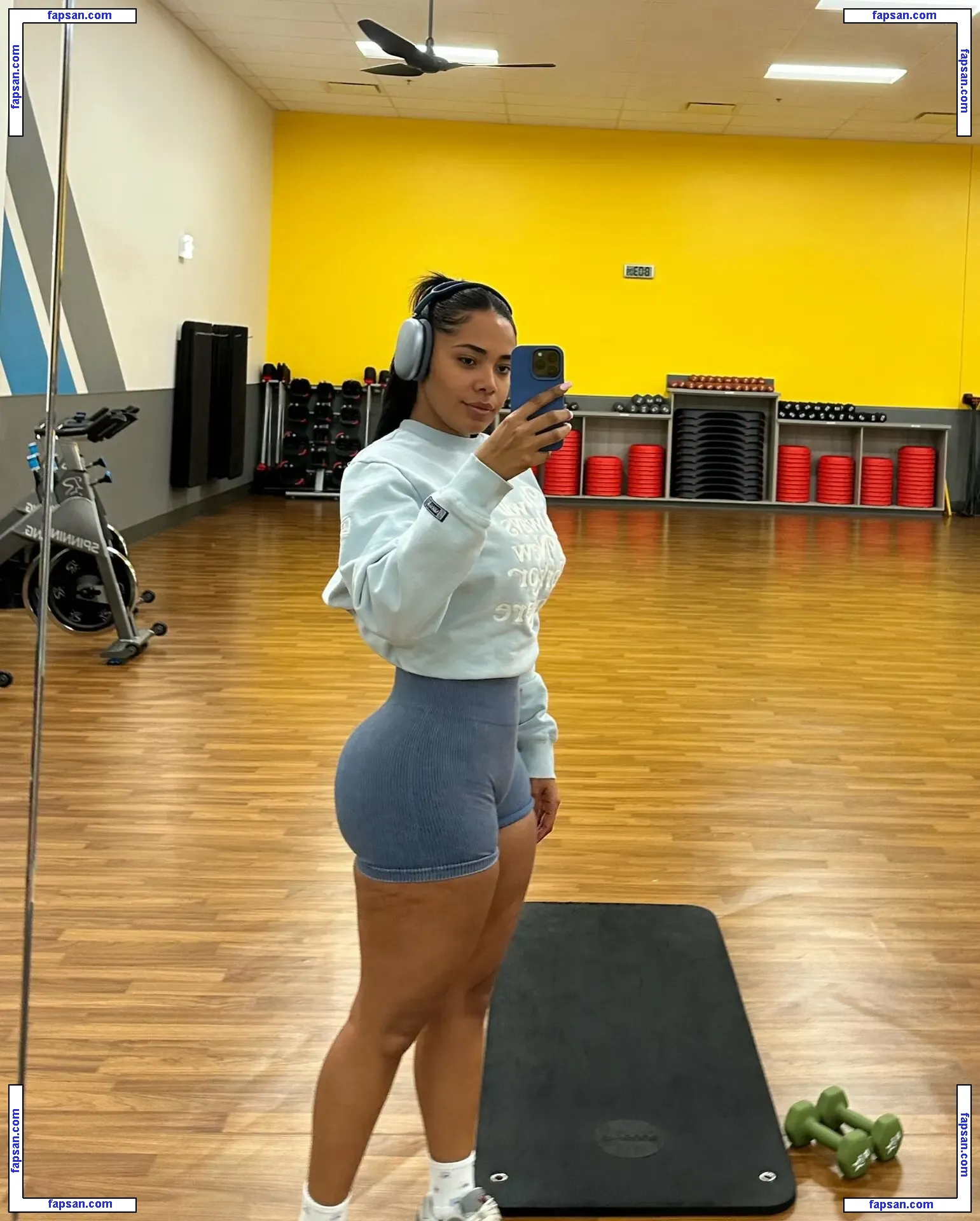 2sandz nude photo #0044 from OnlyFans