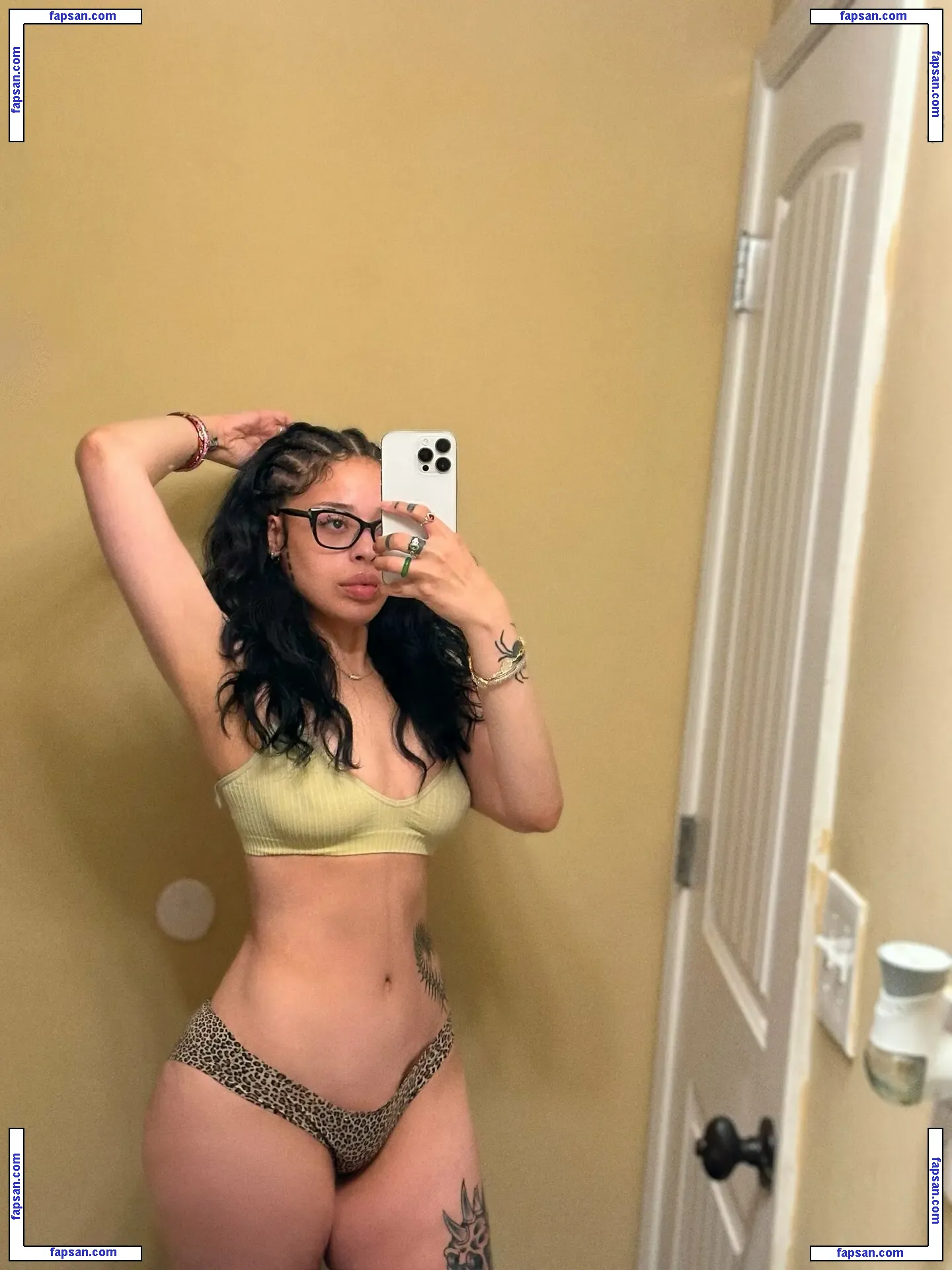 3three3 nude photo #0001 from OnlyFans