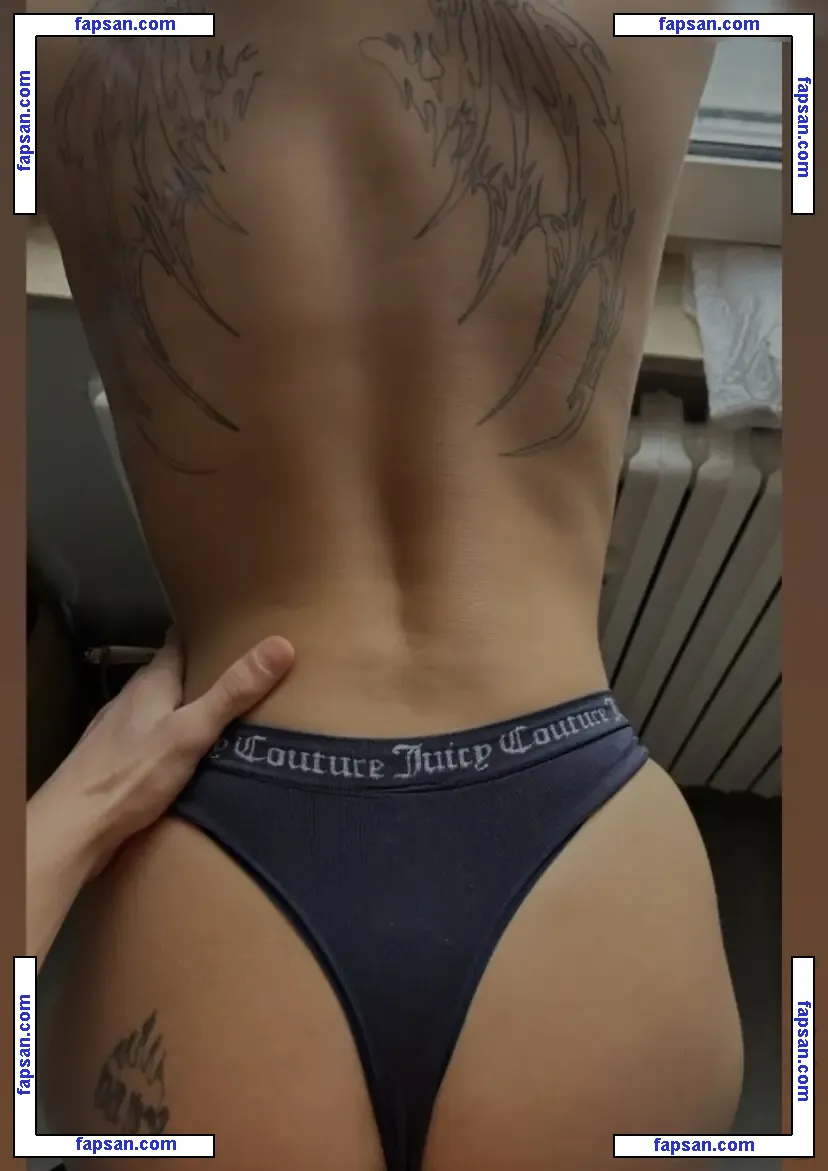 44.pauli nude photo #0002 from OnlyFans