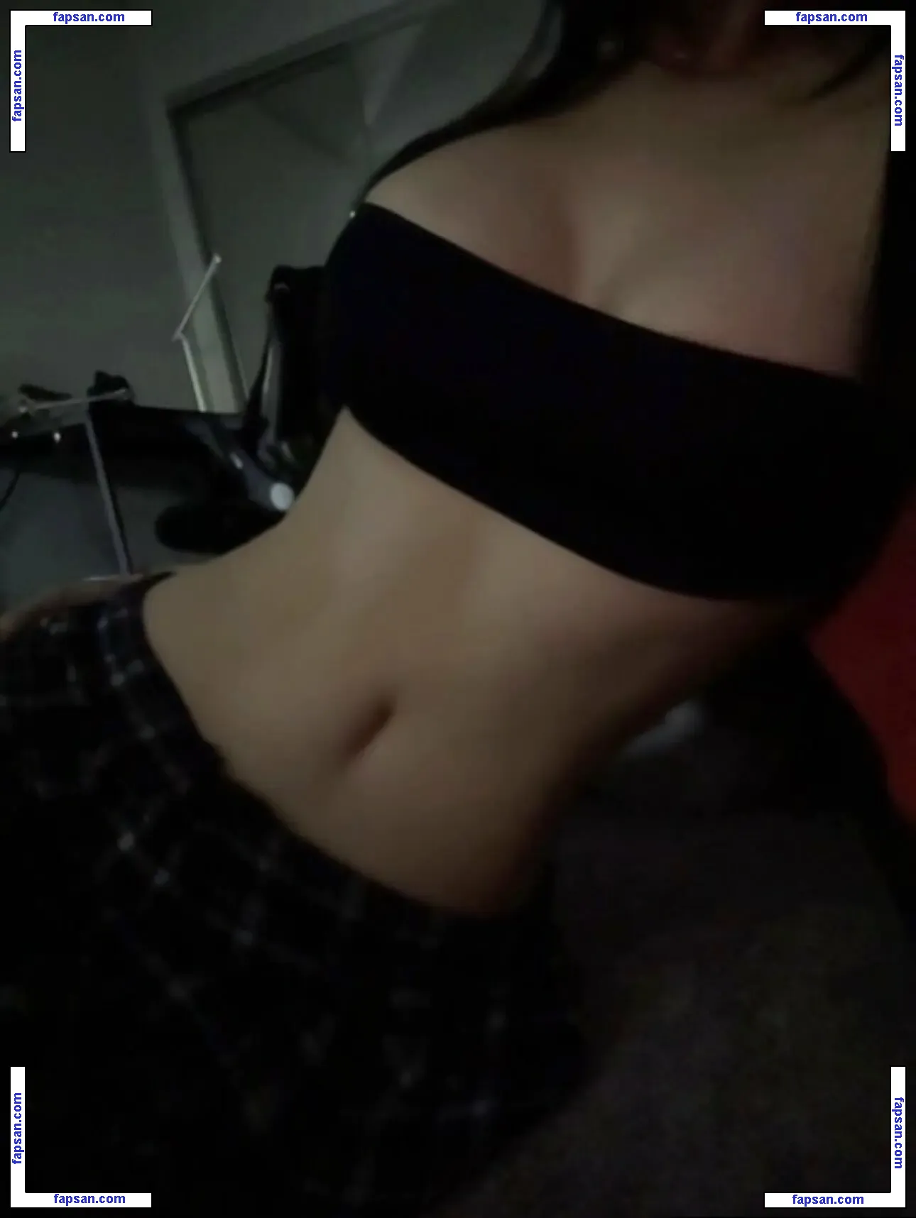 4kissette голая фото #0005 с Онлифанс