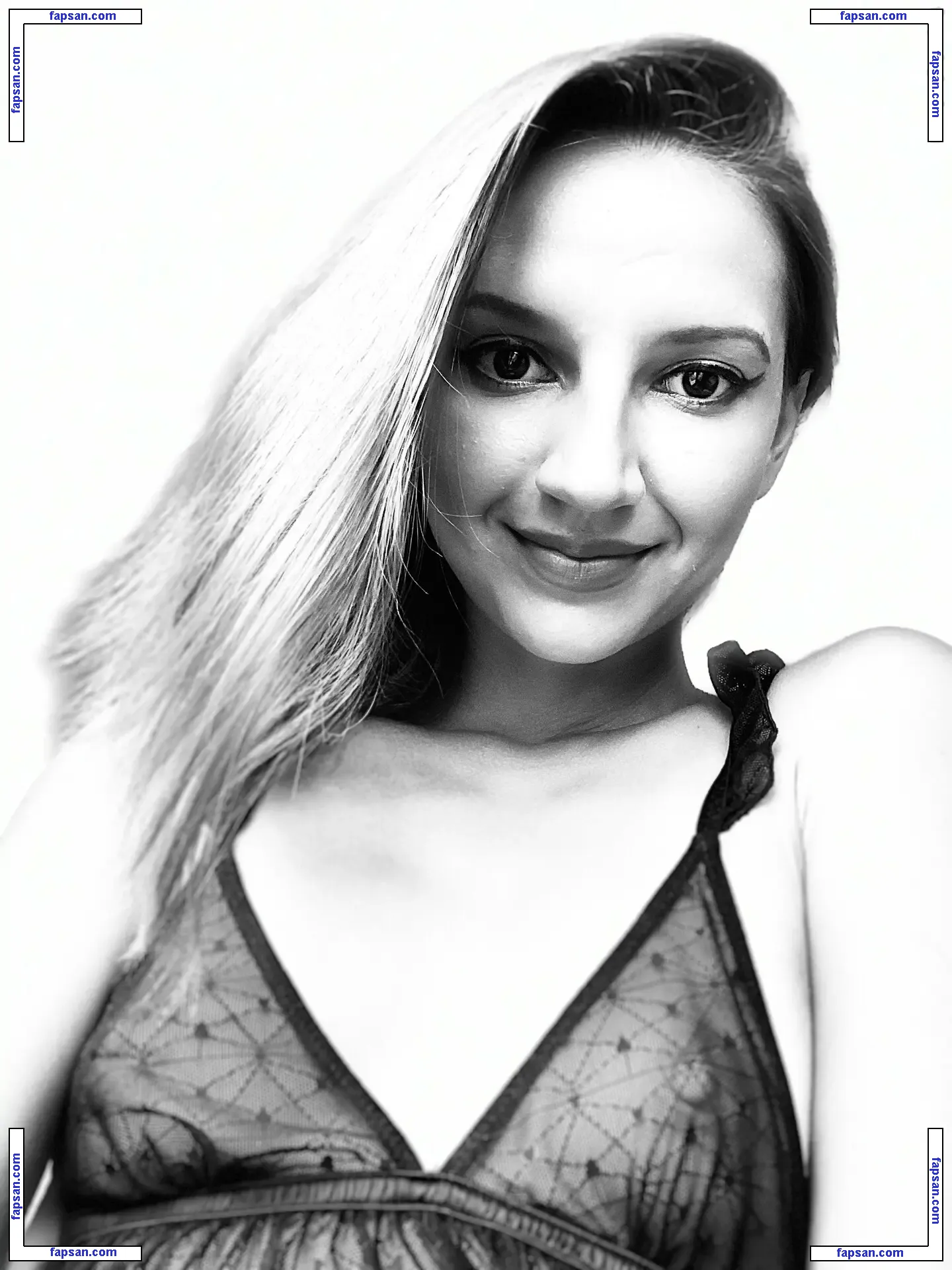 a1isa nude photo #0039 from OnlyFans