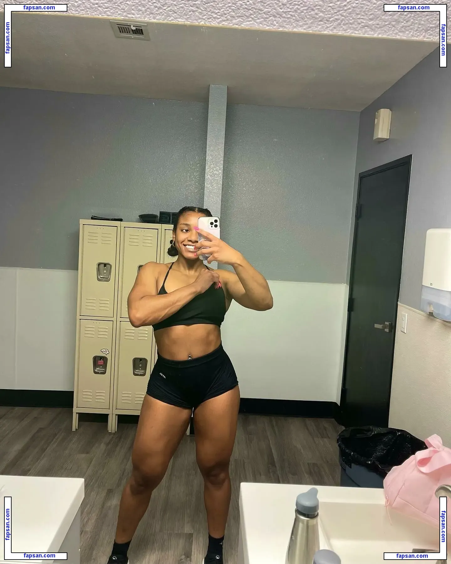 aaaaayevuh nude photo #0017 from OnlyFans