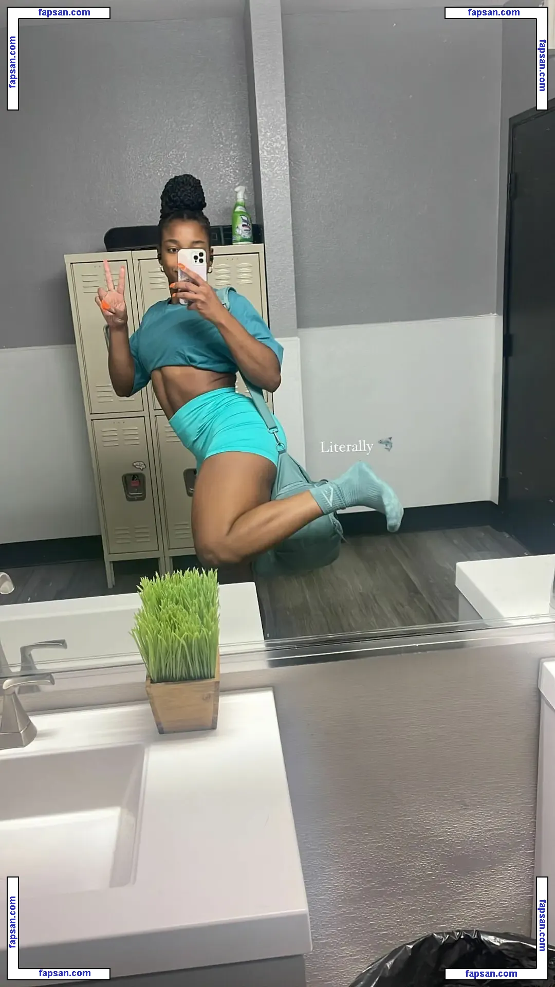 aaaaayevuh nude photo #0074 from OnlyFans