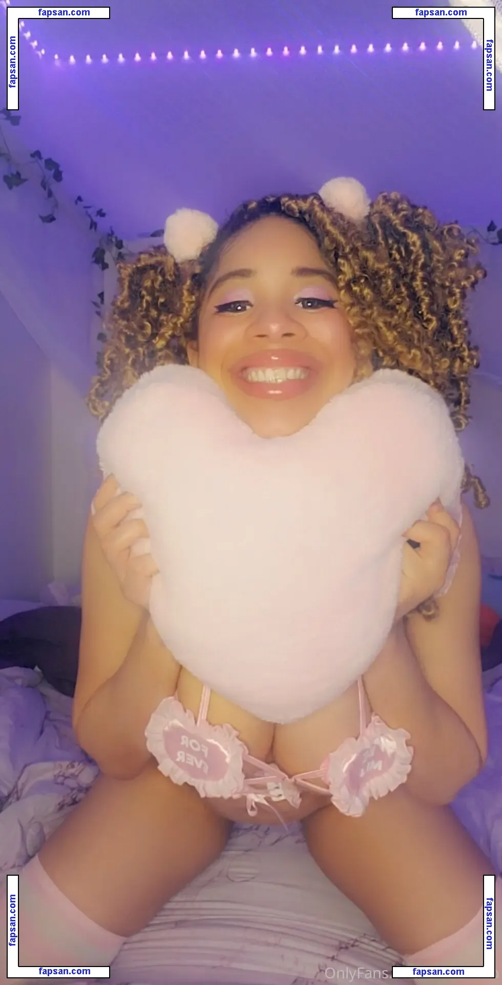 aaimztako nude photo #0057 from OnlyFans