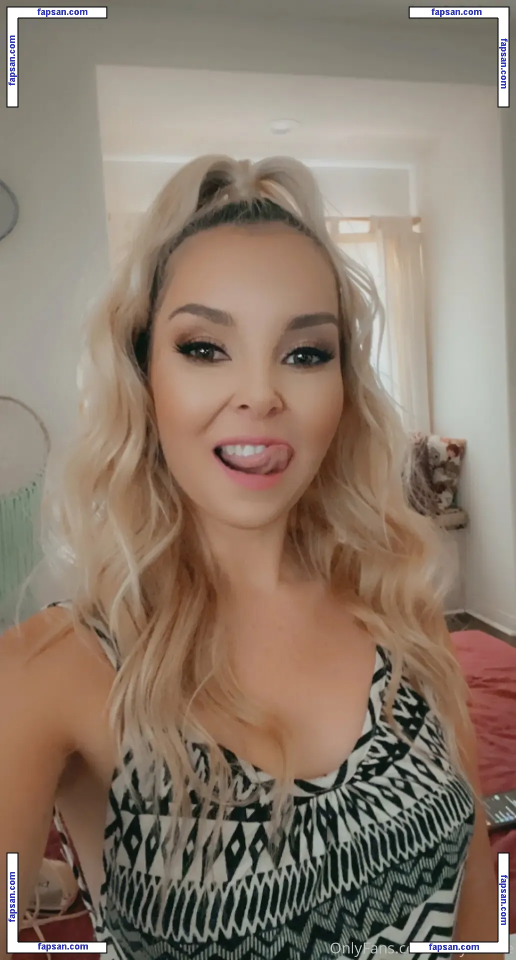 aaliyahlove nude photo #0029 from OnlyFans