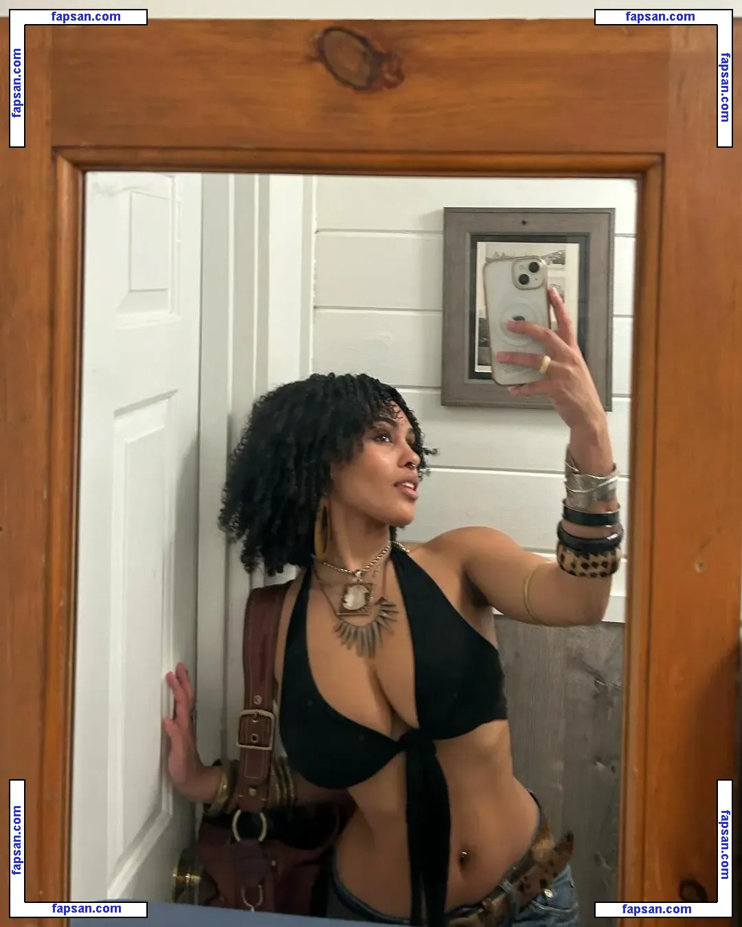 Aaliyeezy nude photo #0211 from OnlyFans