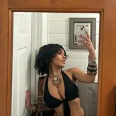 Aaliyeezy nude #0211