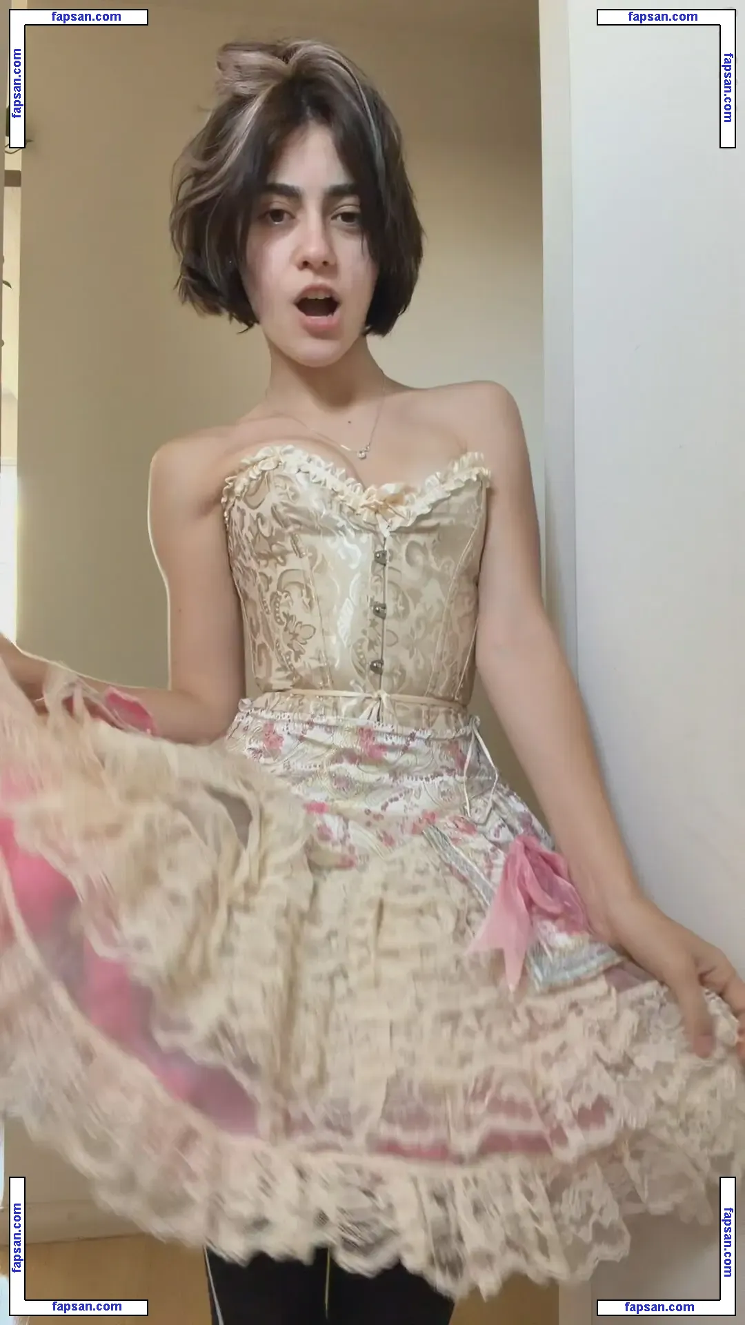 aangelarrochista голая фото #0071 с Онлифанс