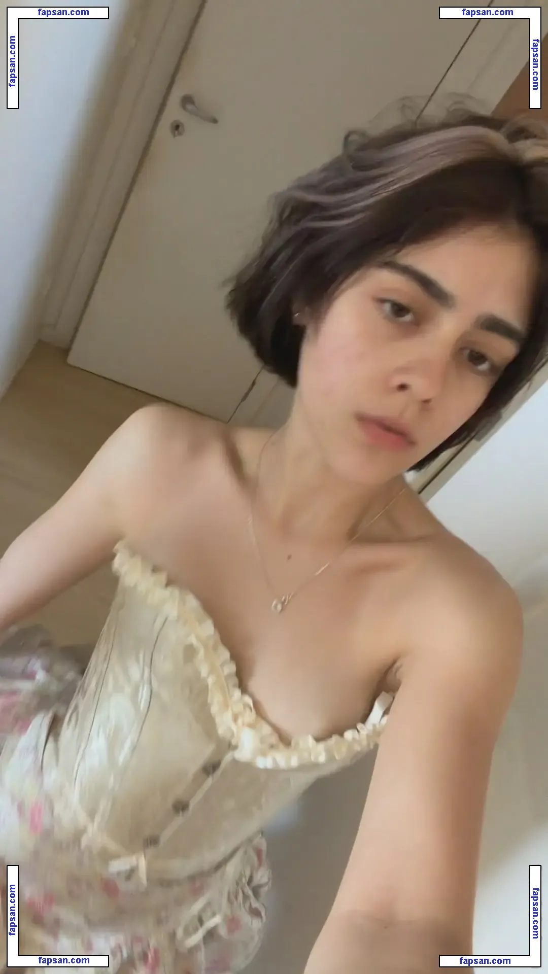 aangelarrochista голая фото #0074 с Онлифанс