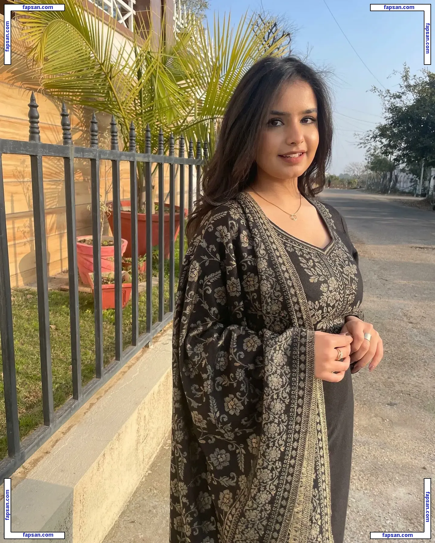Aarushi Abrol nude photo #0018 from OnlyFans
