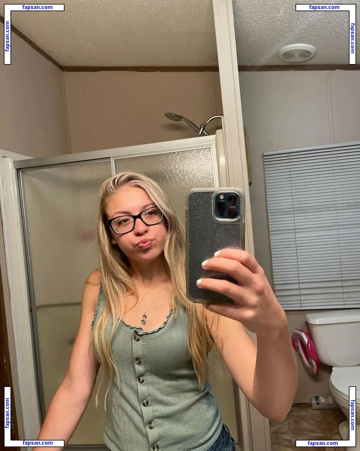 aautumn_blondie nude photo #0001 from OnlyFans