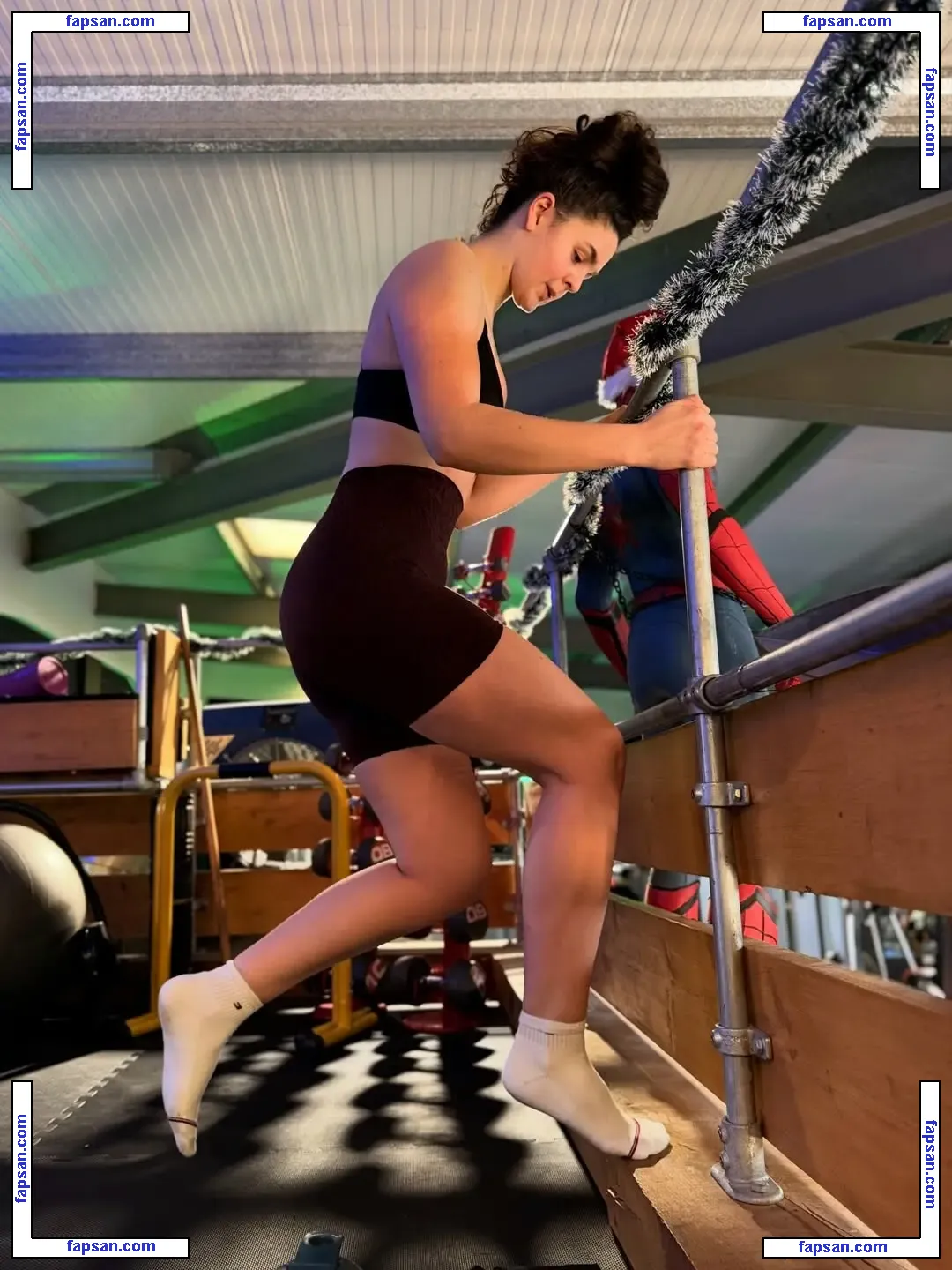 Abbi Pulling голая фото #0020 с Онлифанс