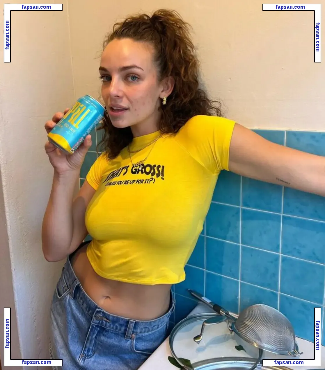 Abbie Chatfield nude photo #0303 from OnlyFans