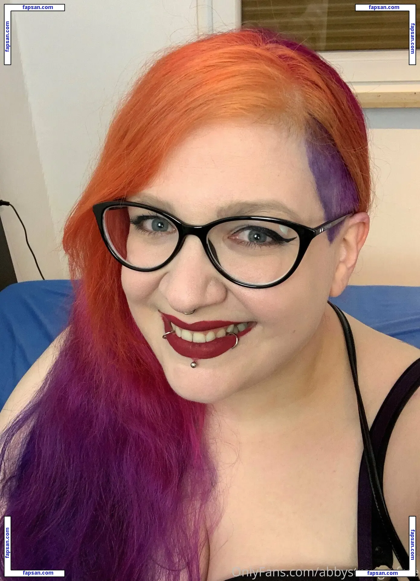 abbystrange-free nude photo #0024 from OnlyFans
