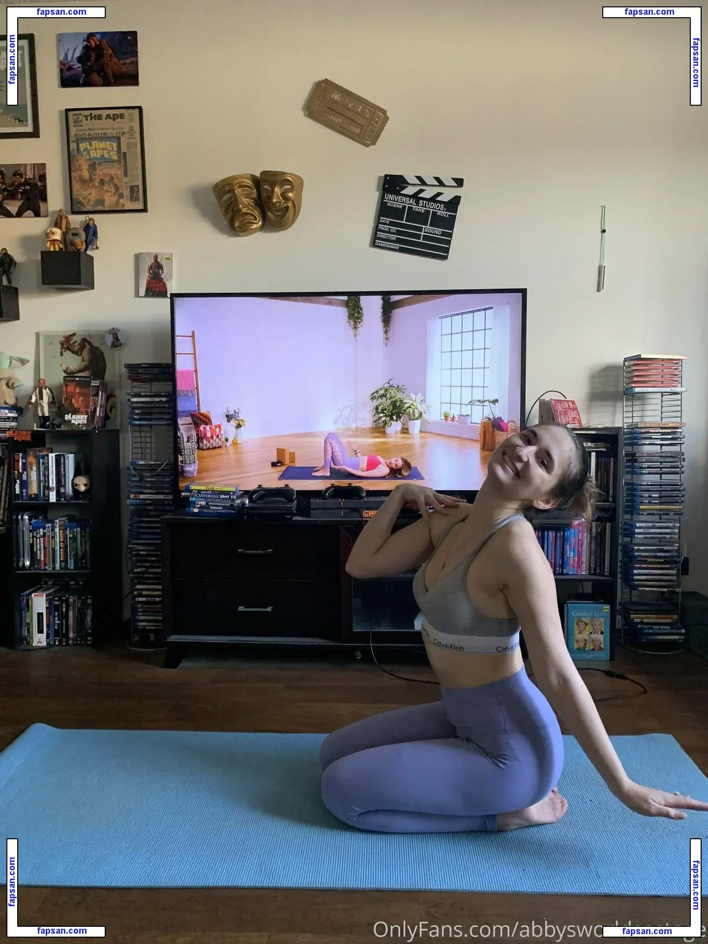 abbysworldsastage nude photo #0004 from OnlyFans