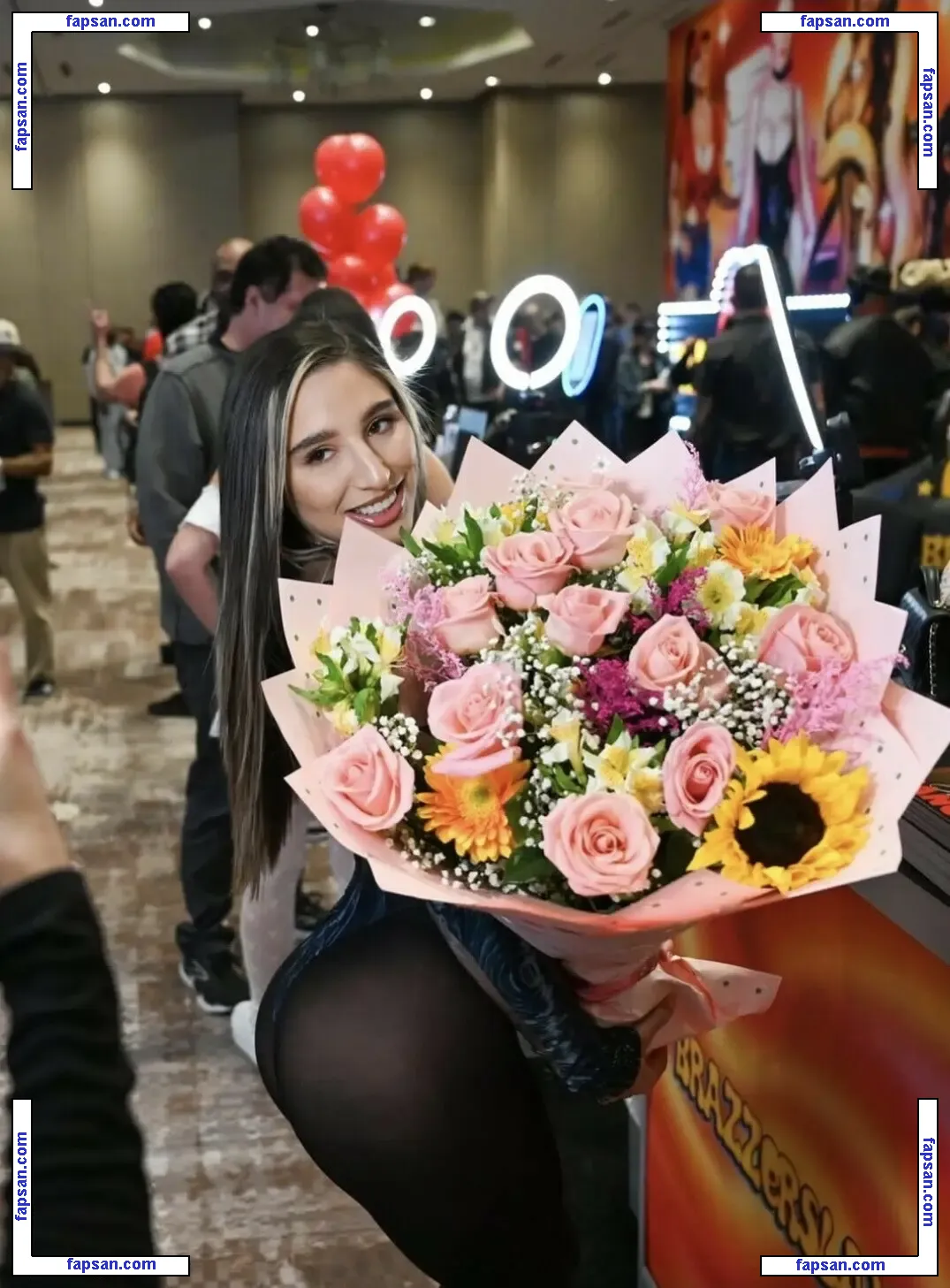 Abella Danger голая фото #1378 с Онлифанс