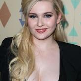 Abigail Breslin голая #0073