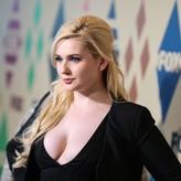 Abigail Breslin голая #0088