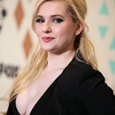 Abigail Breslin голая #0135