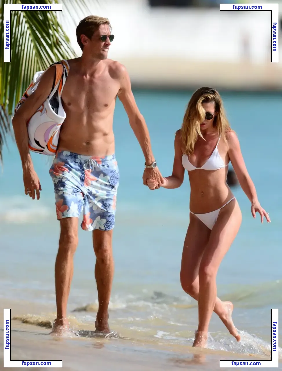 Abigail Clancy голая фото #0118 с Онлифанс