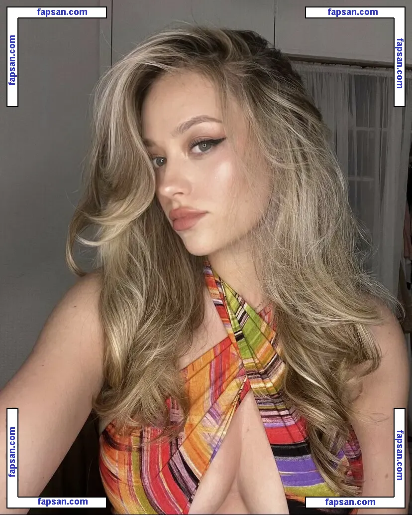 Abigail Huxley nude photo #0007 from OnlyFans