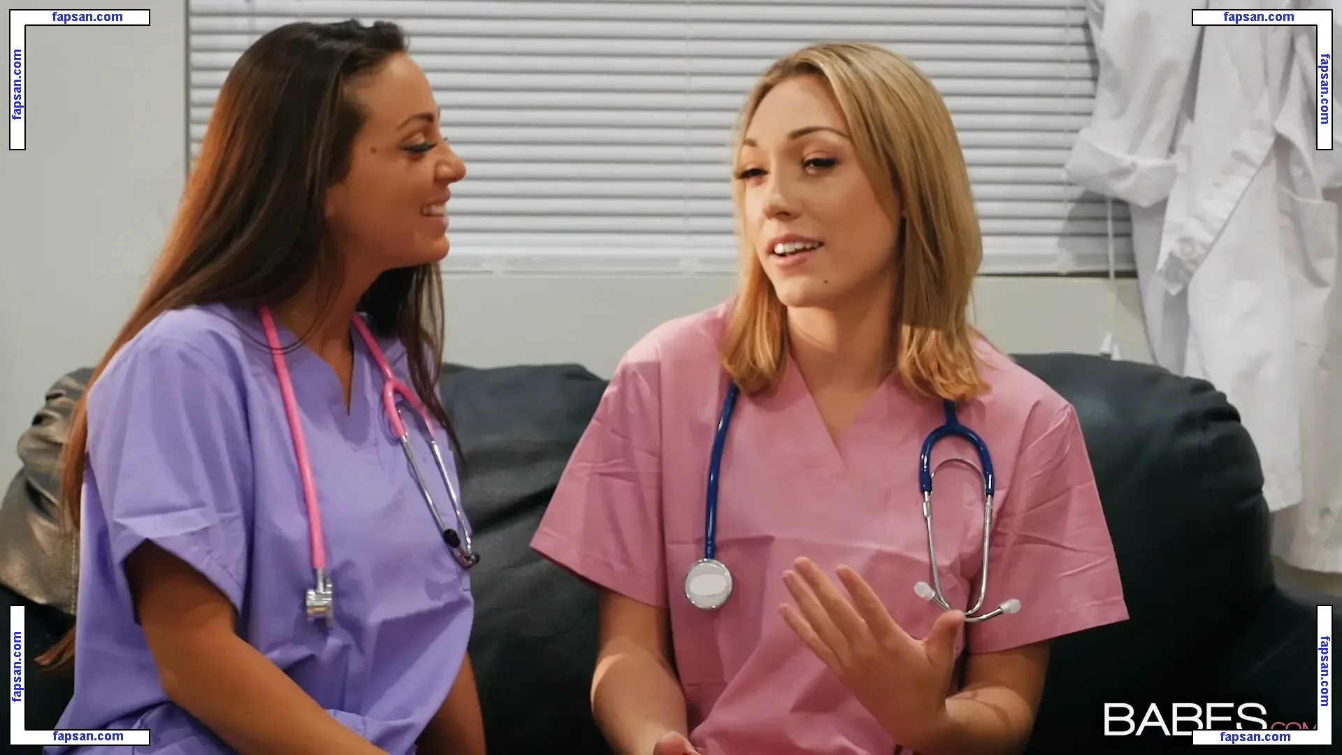 Abigail Mac голая фото #0408 с Онлифанс