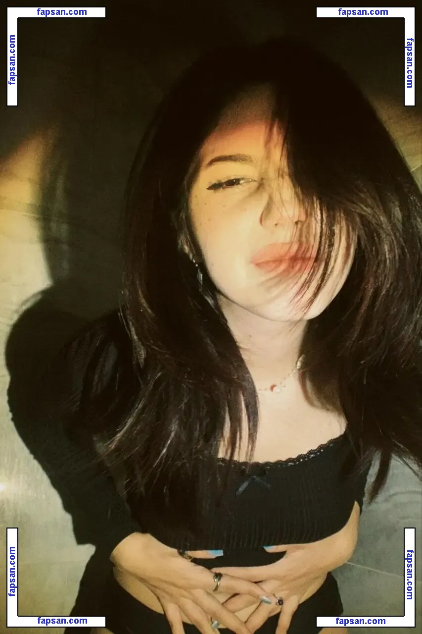 Abisicari голая фото #0001 с Онлифанс