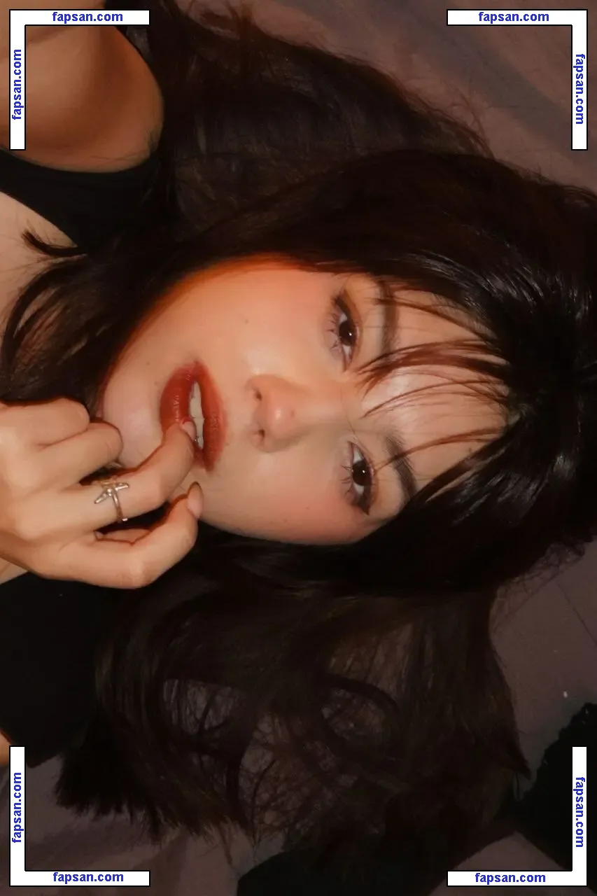 Abisicari голая фото #0016 с Онлифанс