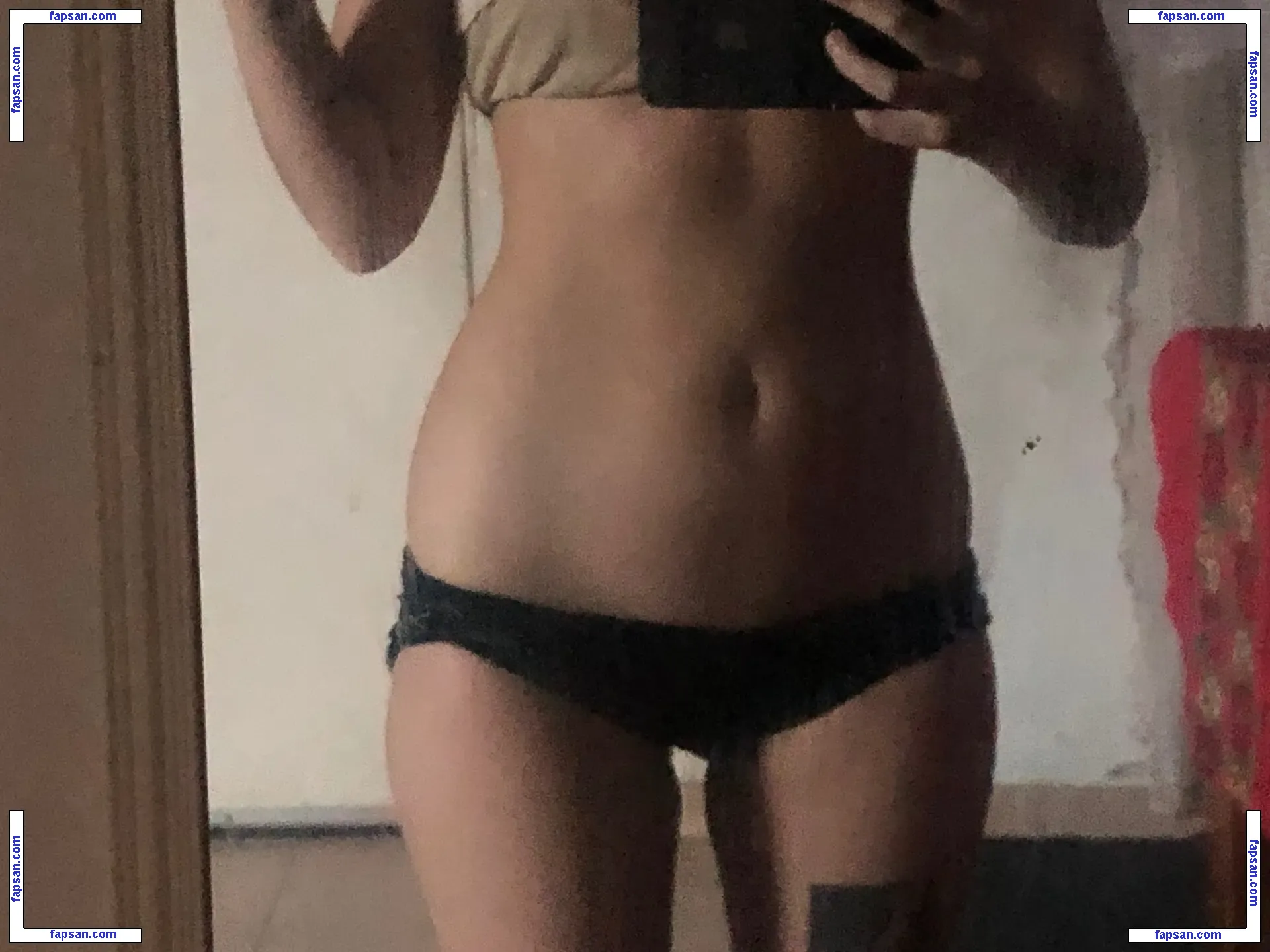 Aboutsoffy nude photo #0038 from OnlyFans
