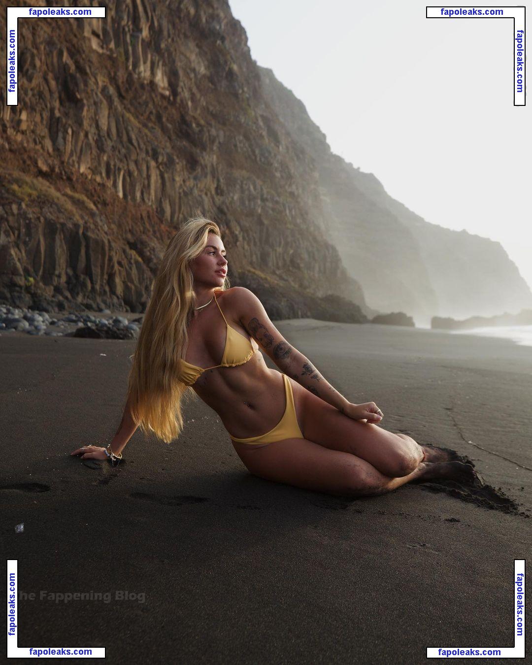 Abril Cols nude photo #0040 from OnlyFans