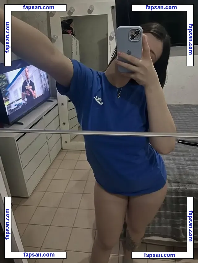 Abril Milagros nude photo #0003 from OnlyFans