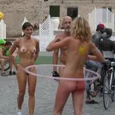 Abs Lady Philadelphia World Naked Bike Ride голая #0006