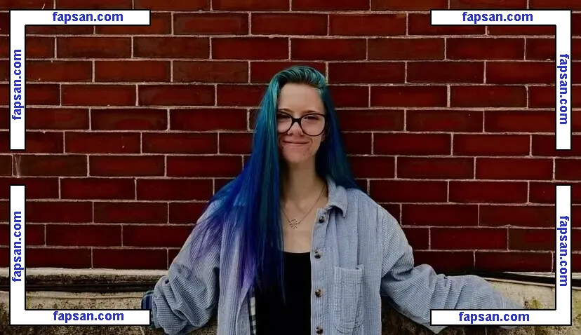 Acacia Eileen nude photo #0003 from OnlyFans